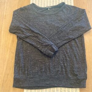 Buffalo women’s size small crew sweater black heathered super soft and warm